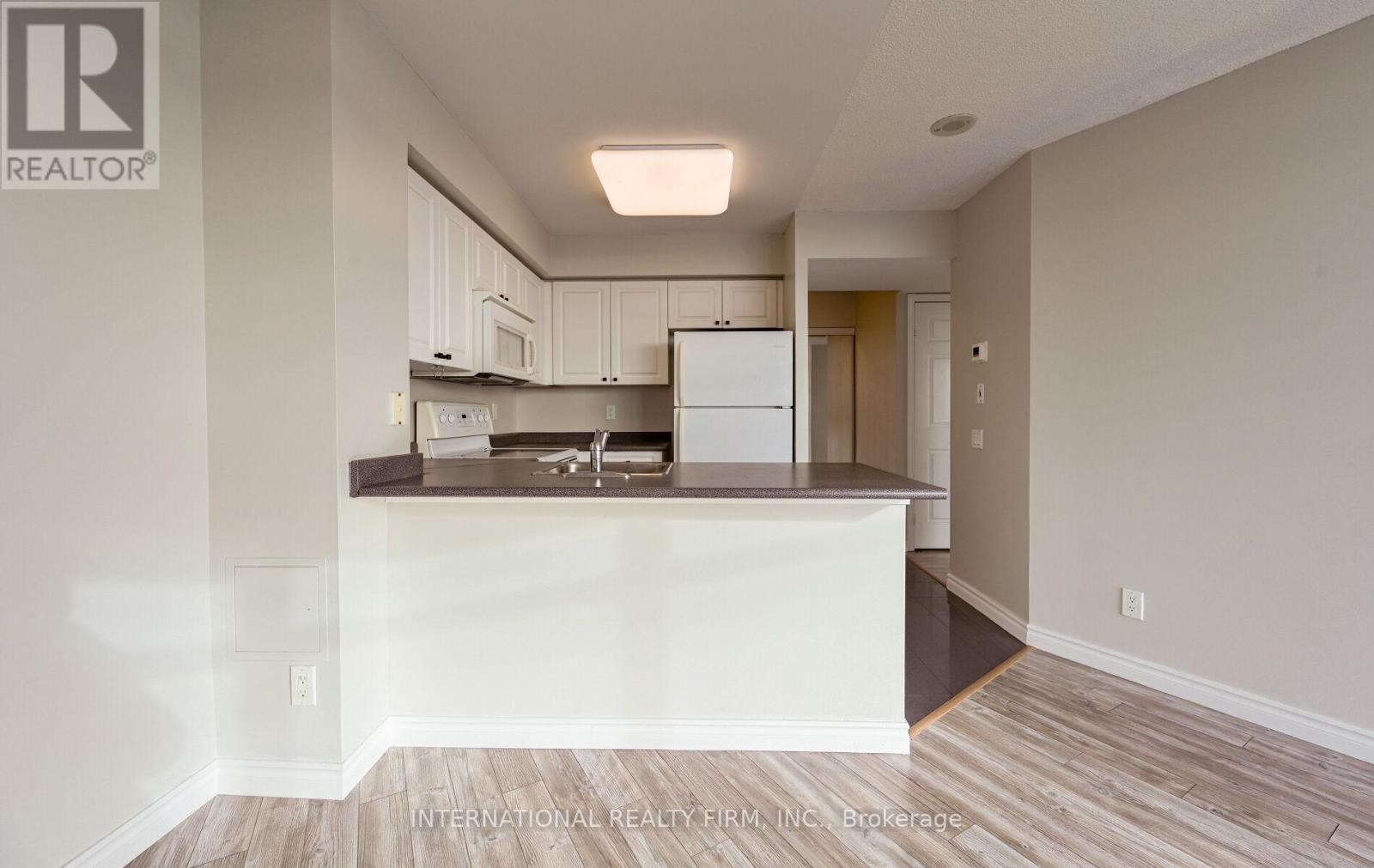 2205 - 28 Harrison Garden Boulevard, Toronto, Ontario  M2N 7B5 - Photo 11 - C12659260