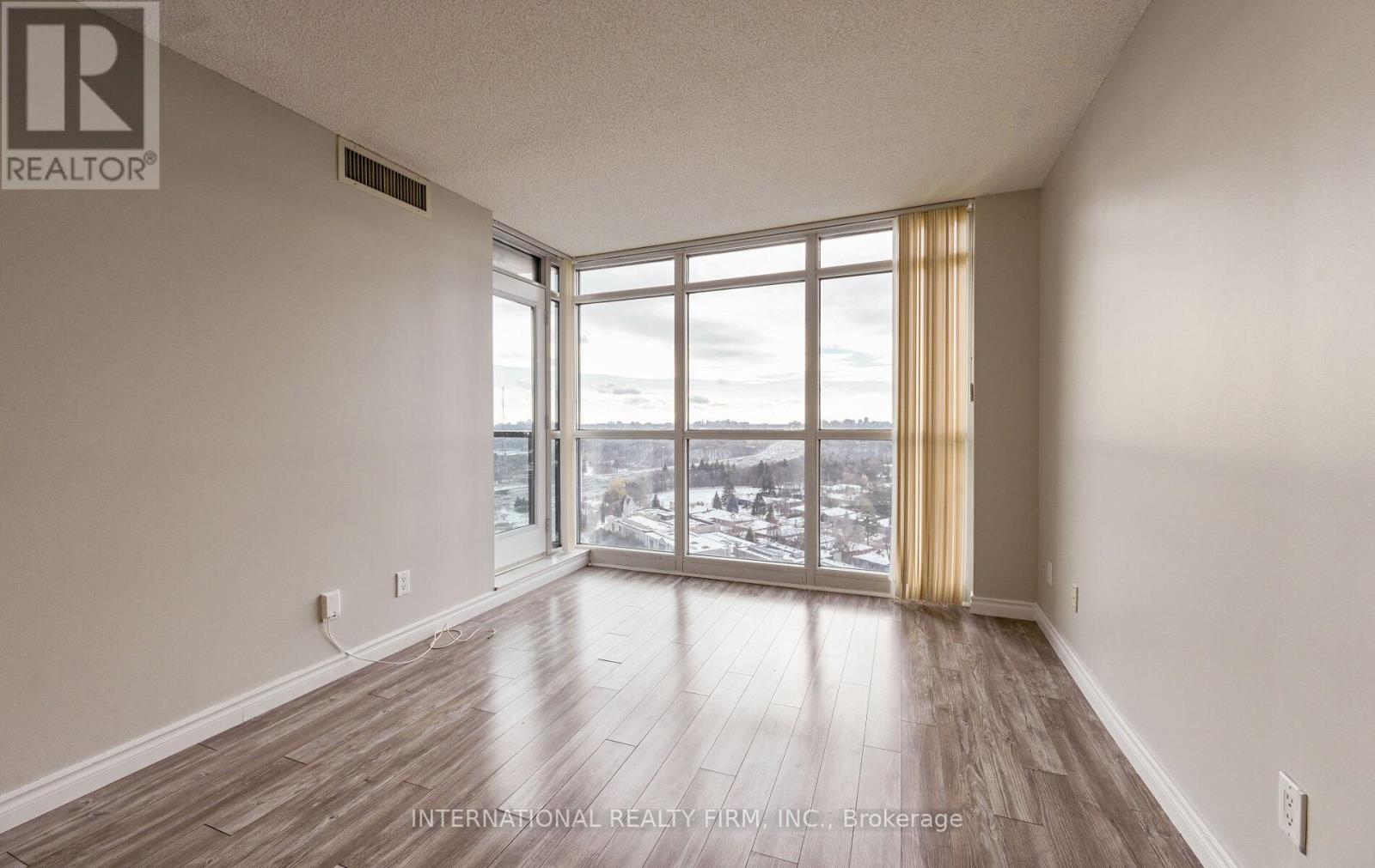 2205 - 28 Harrison Garden Boulevard, Toronto, Ontario  M2N 7B5 - Photo 4 - C12659260