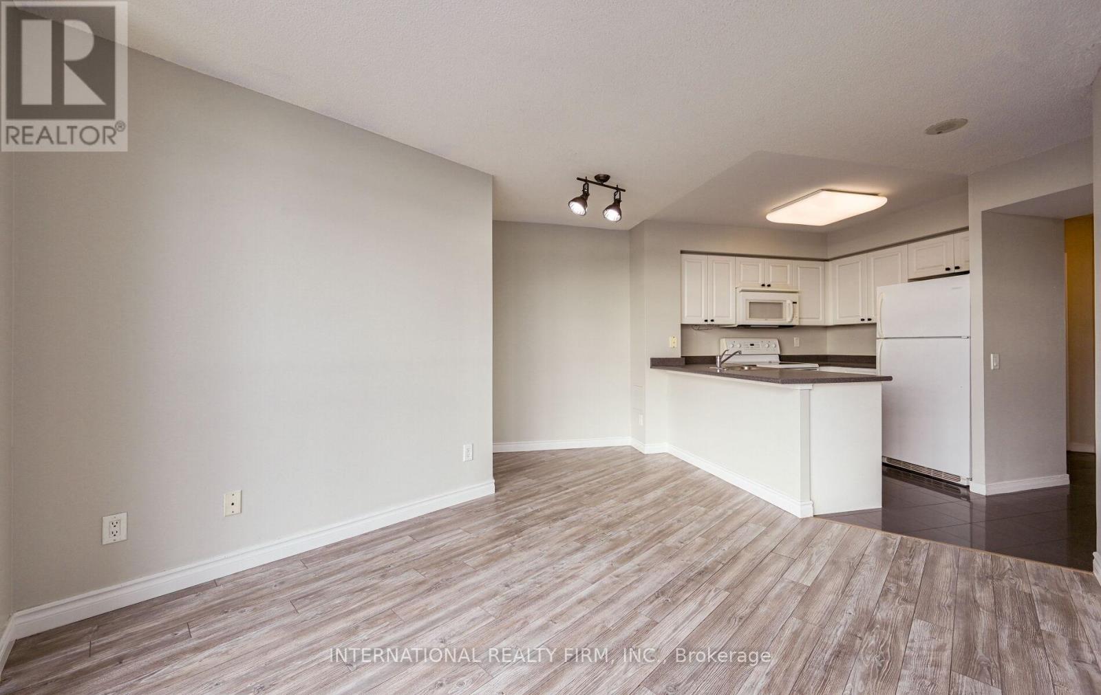 2205 - 28 Harrison Garden Boulevard, Toronto, Ontario  M2N 7B5 - Photo 6 - C12659260