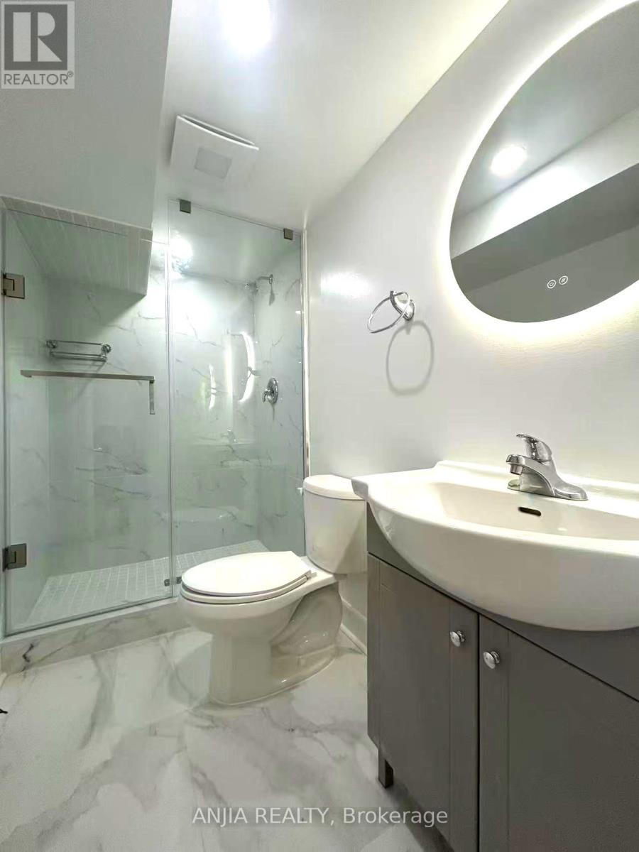 17 Boundy Crescent, Toronto, Ontario  M1W 2E3 - Photo 12 - E12659266