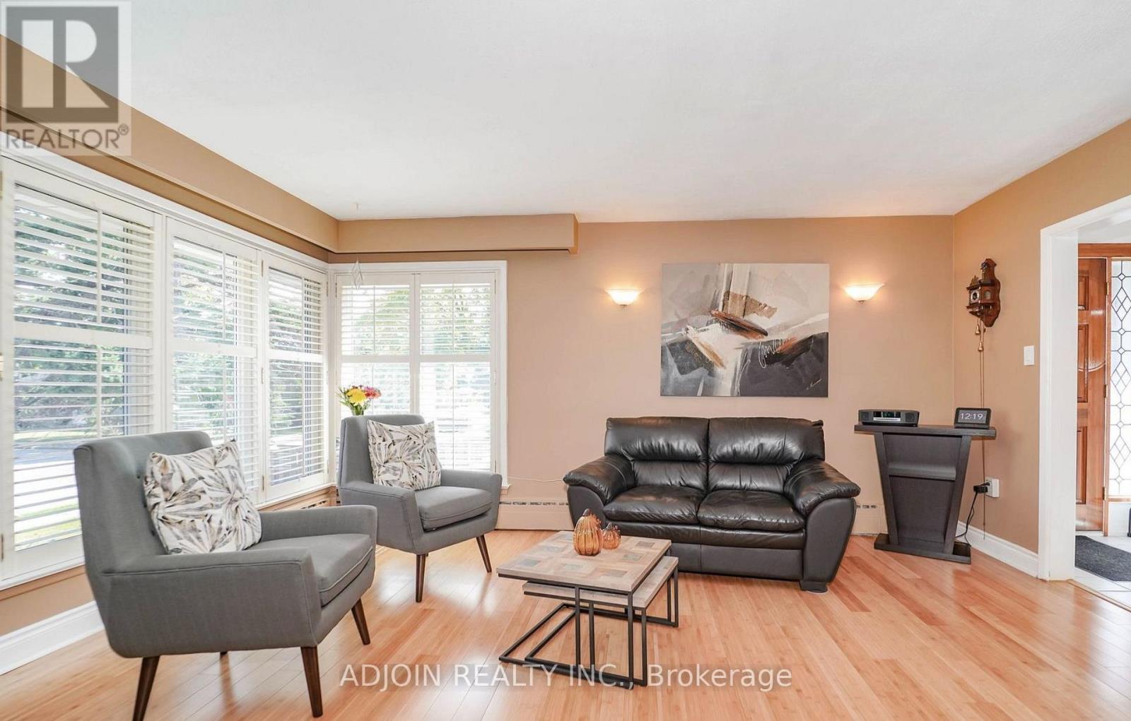 84 Lowcrest Boulevard, Toronto, Ontario  M1T 1K5 - Photo 3 - E12659268