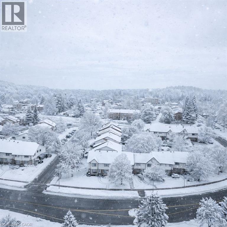 445 Pioneer Drive Unit# 4, Kitchener, Ontario  N2P 1L8 - Photo 3 - 40795654