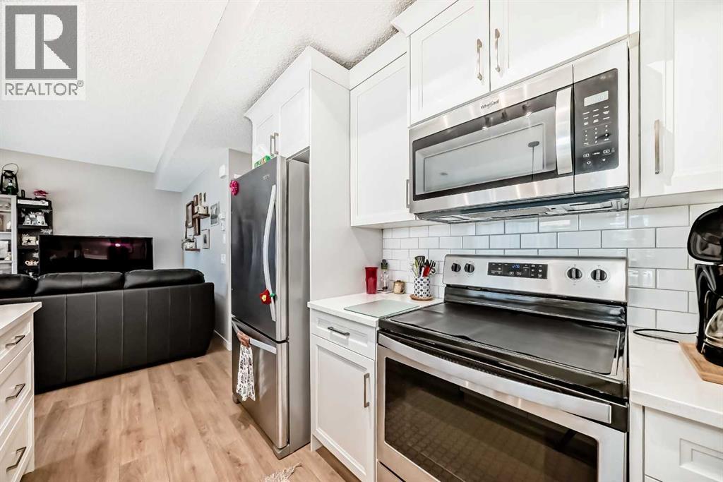 803, 250 Fireside View, Cochrane, Alberta  T4C 2M2 - Photo 6 - A2262937