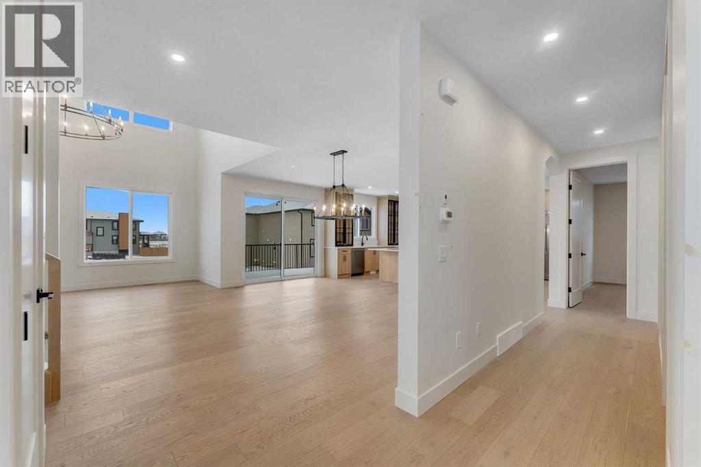 35 North Bridges Glen, Langdon, Alberta  T0J 1X3 - Photo 5 - A2274359