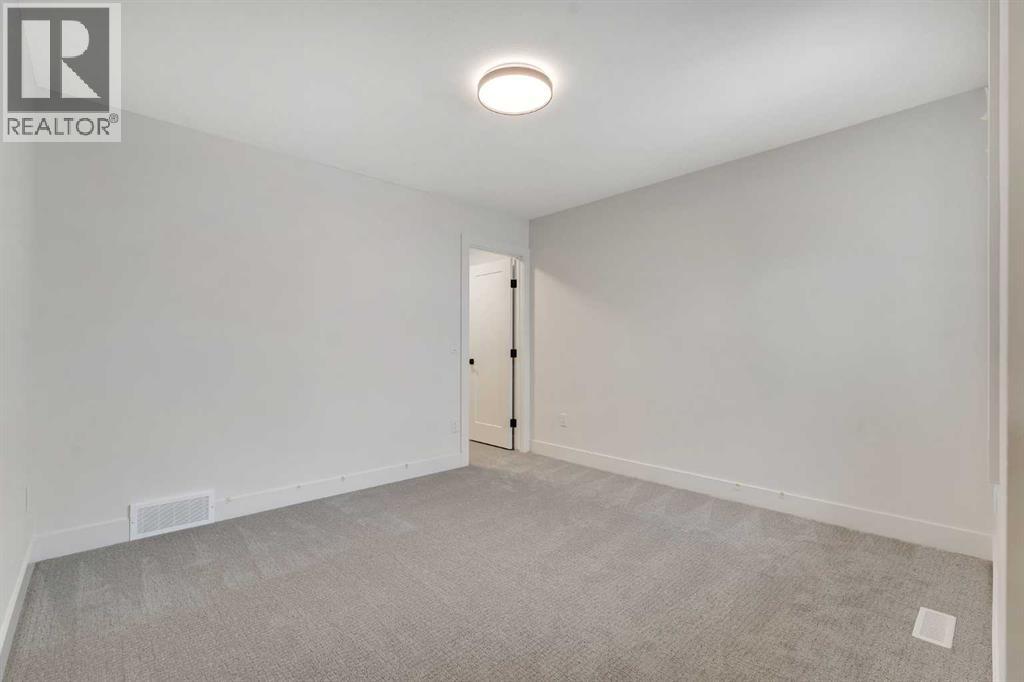 35 North Bridges Glen, Langdon, Alberta  T0J 1X3 - Photo 32 - A2274359