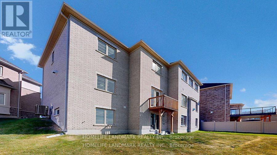 16 Slater Court, East Gwillimbury, Ontario  L9N 0P8 - Photo 20 - N12659272