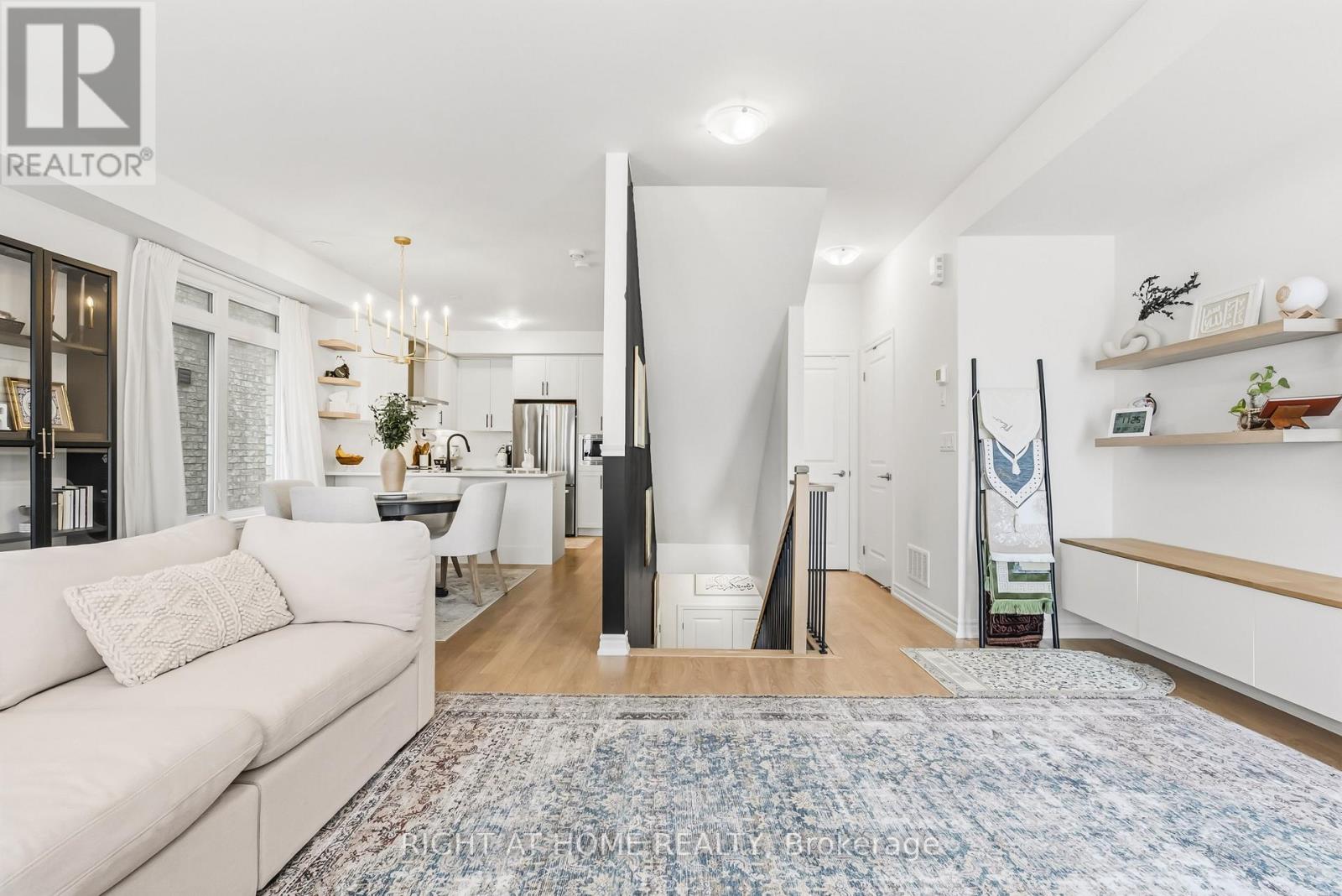 375 Thimbleweed Court, Milton, Ontario  L9E 1T3 - Photo 10 - W12659284