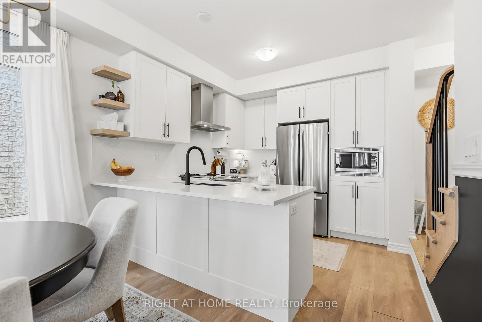 375 Thimbleweed Court, Milton, Ontario  L9E 1T3 - Photo 19 - W12659284