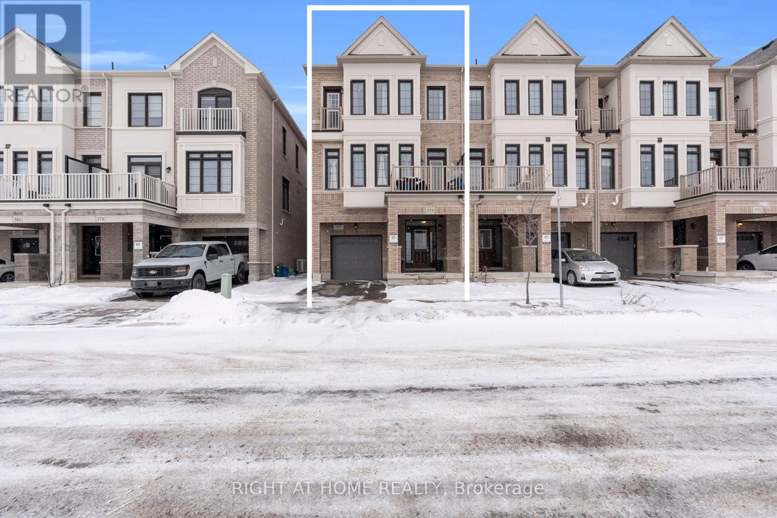 375 Thimbleweed Court, Milton, Ontario  L9E 1T3 - Photo 2 - W12659284