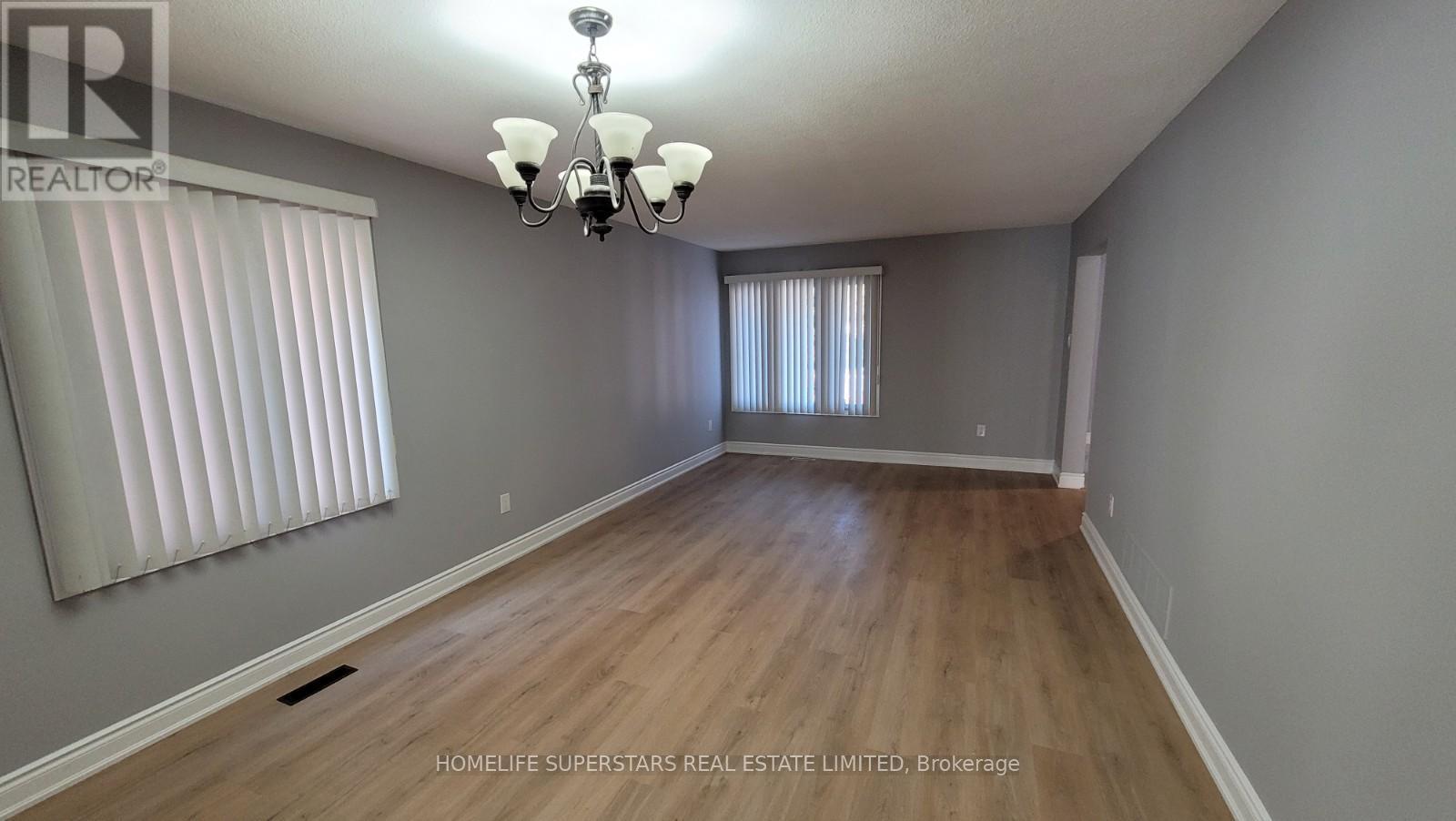 3436 Dovetail Mews, Mississauga, Ontario  L5L 5E4 - Photo 5 - W12659288