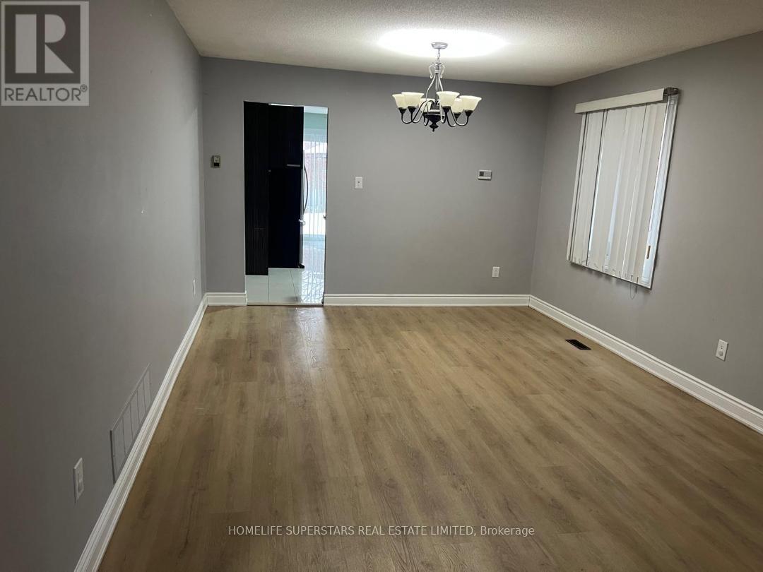 3436 Dovetail Mews, Mississauga, Ontario  L5L 5E4 - Photo 6 - W12659288