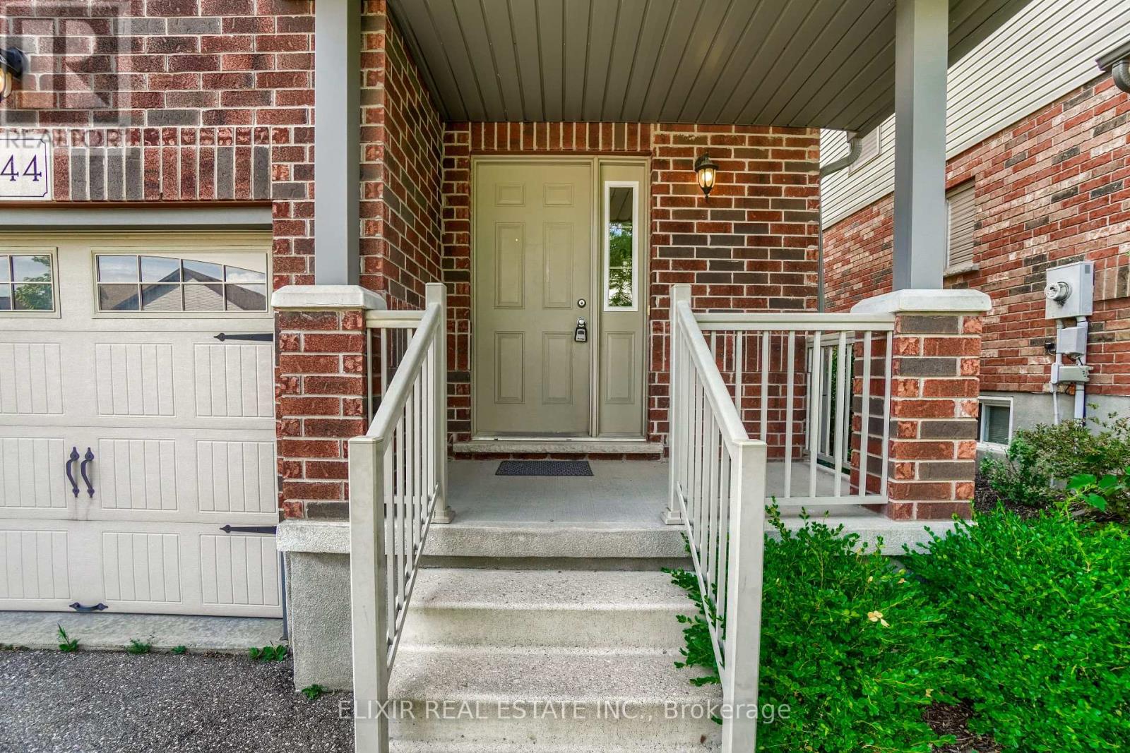 44 Acker Street, Guelph, Ontario  N1E 0G1 - Photo 5 - X12659280