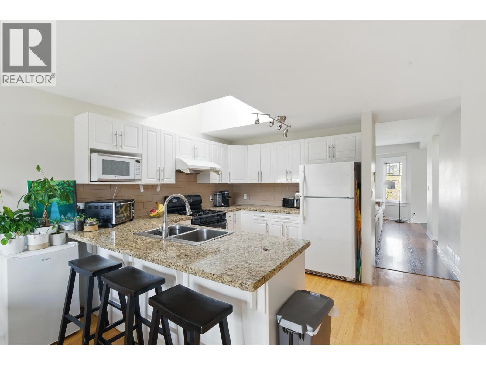 2968 W 20th Avenue, Vancouver, British Columbia  V6L 1H5 - Photo 9 - R3075386