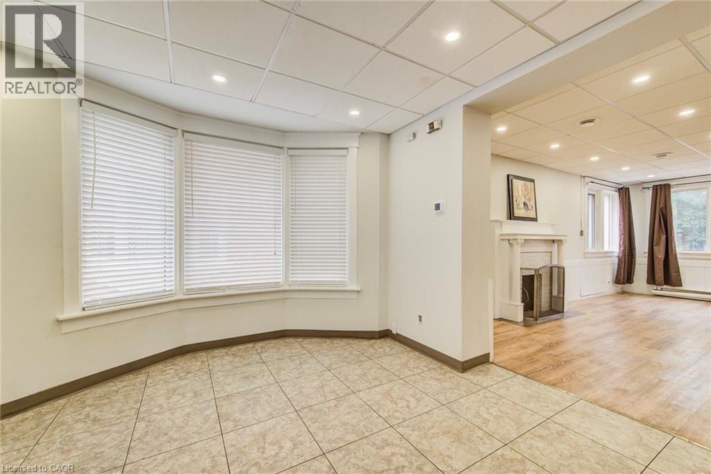 19 Schneider Avenue, Kitchener, Ontario  N2G 1K7 - Photo 8 - 40789164