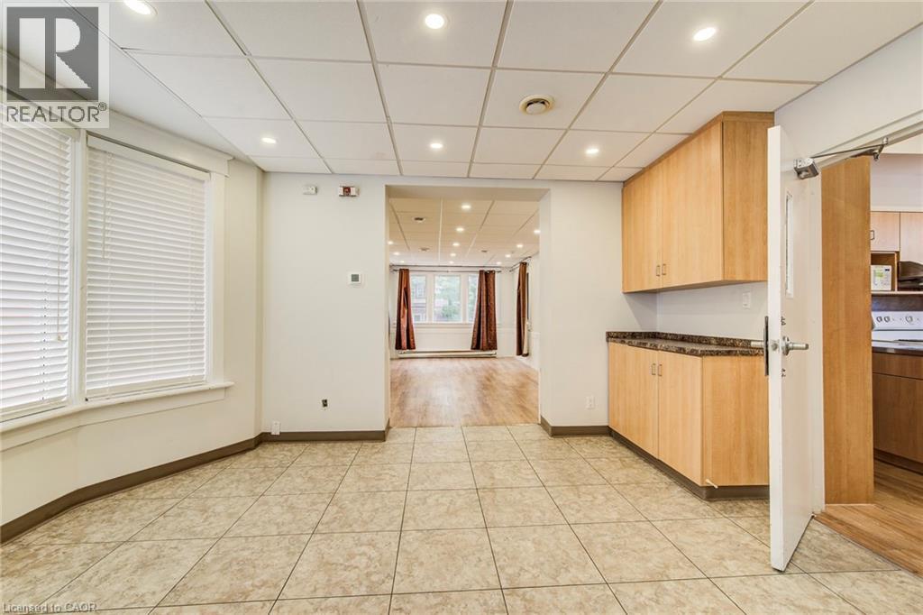 19 Schneider Avenue, Kitchener, Ontario  N2G 1K7 - Photo 7 - 40789168