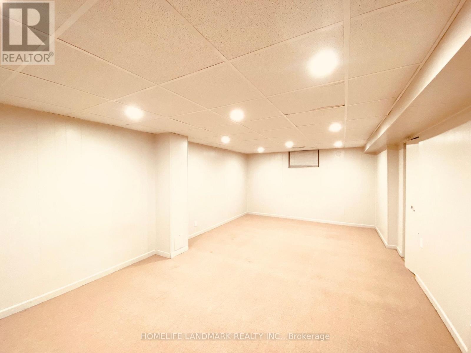 Lower - 640 Netherton Crescent, Mississauga, Ontario  L4Y 2M4 - Photo 7 - W12632820