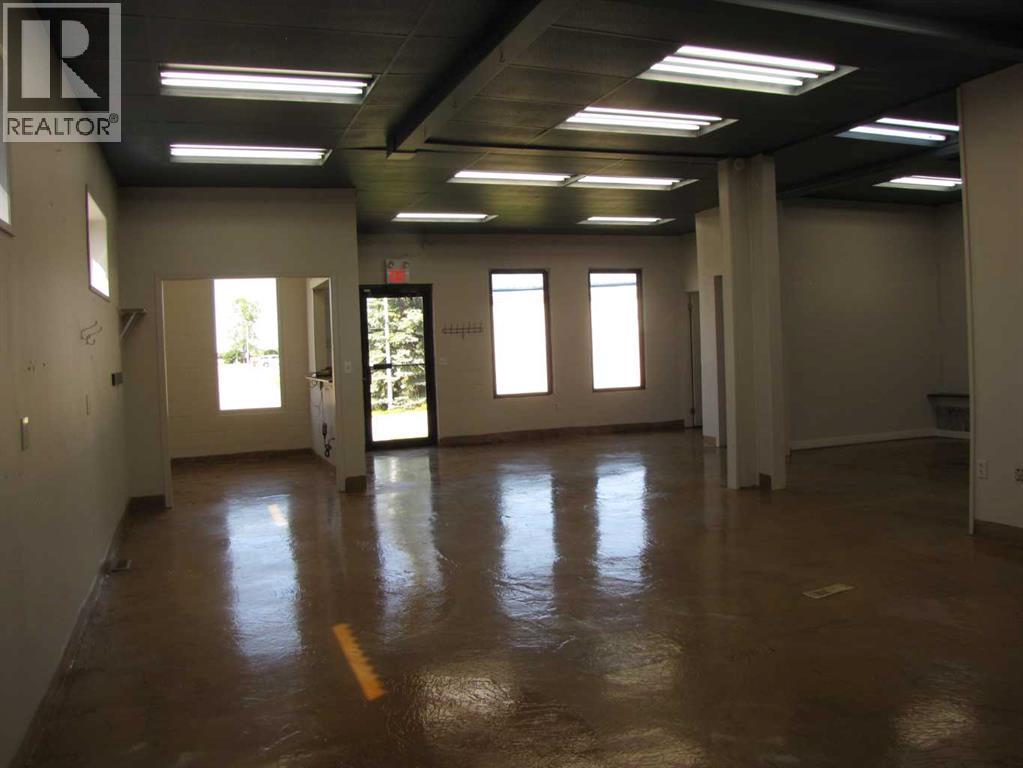 4303 And 4301 49 Street, Innisfail, Alberta  T4G 1S6 - Photo 8 - A2257752