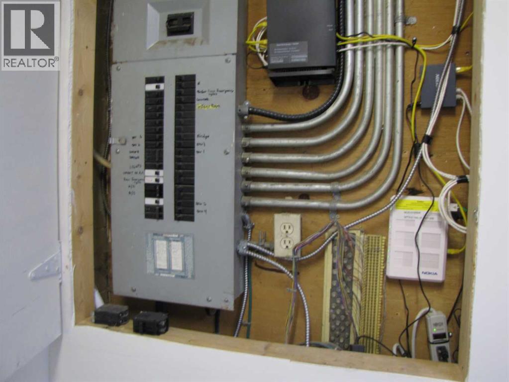 4303 And 4301 49 Street, Innisfail, Alberta  T4G 1S6 - Photo 25 - A2257752