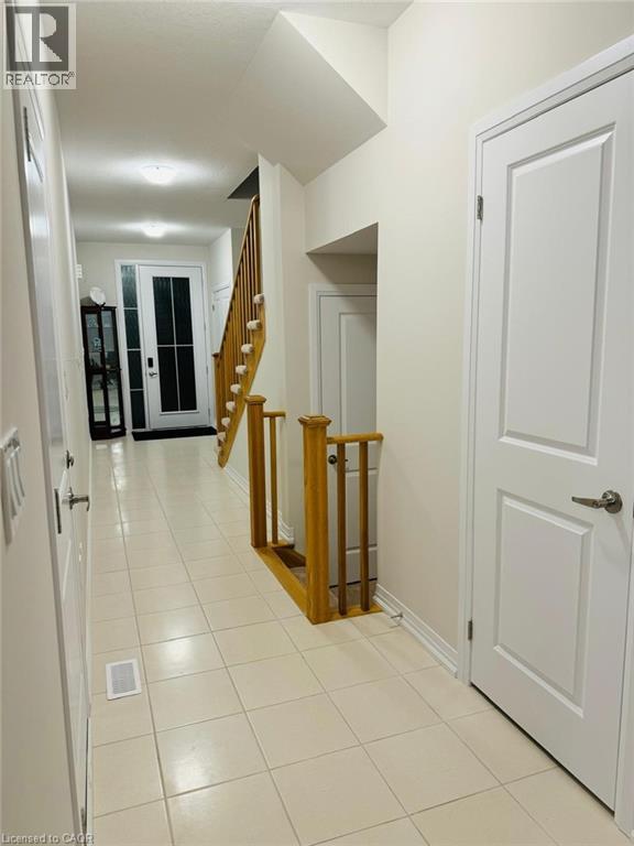 15 Blacklock Street, Cambridge, Ontario  N1S 0E6 - Photo 3 - 40721764