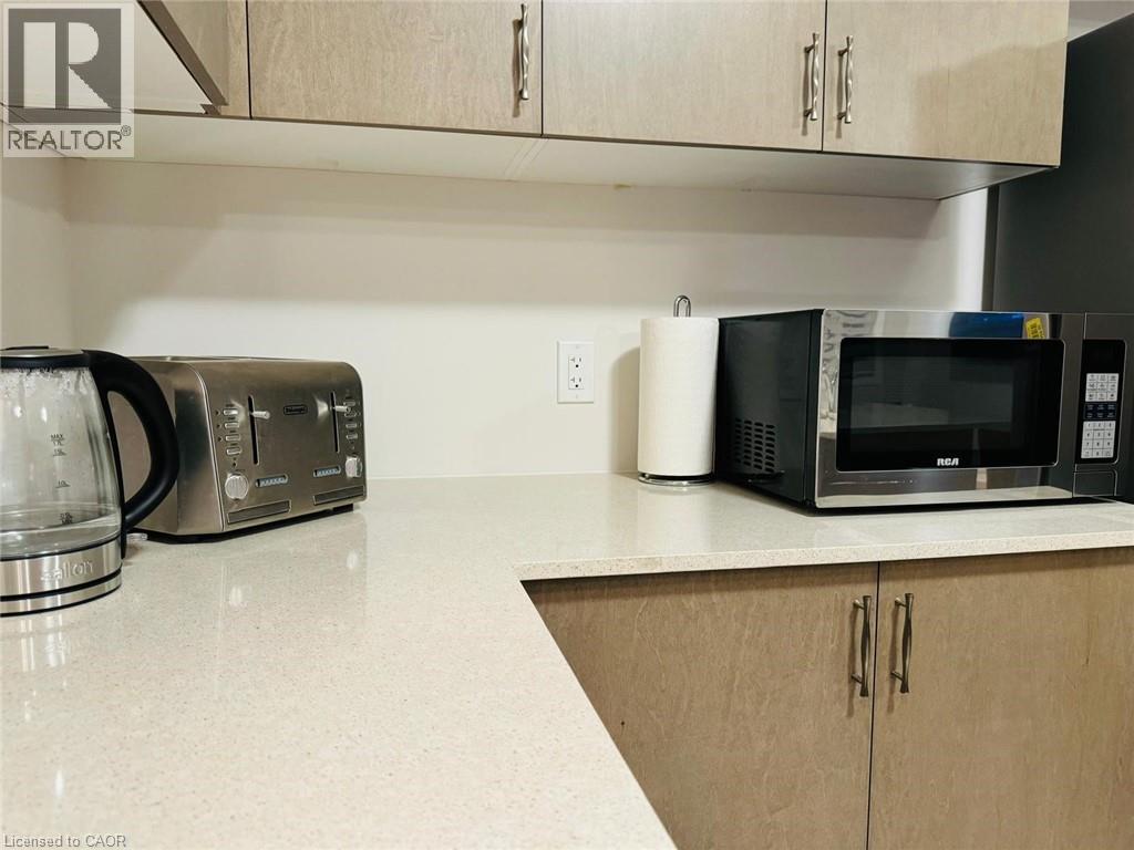 15 Blacklock Street, Cambridge, Ontario  N1S 0E6 - Photo 10 - 40721764