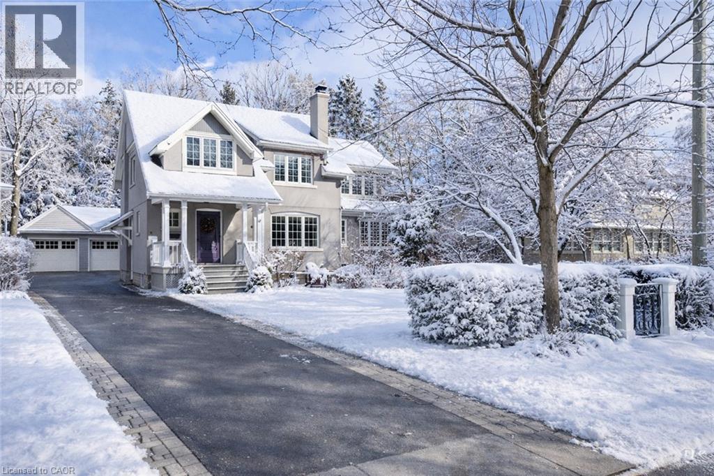 247 DOUGLAS Avenue, Oakville, Ontario