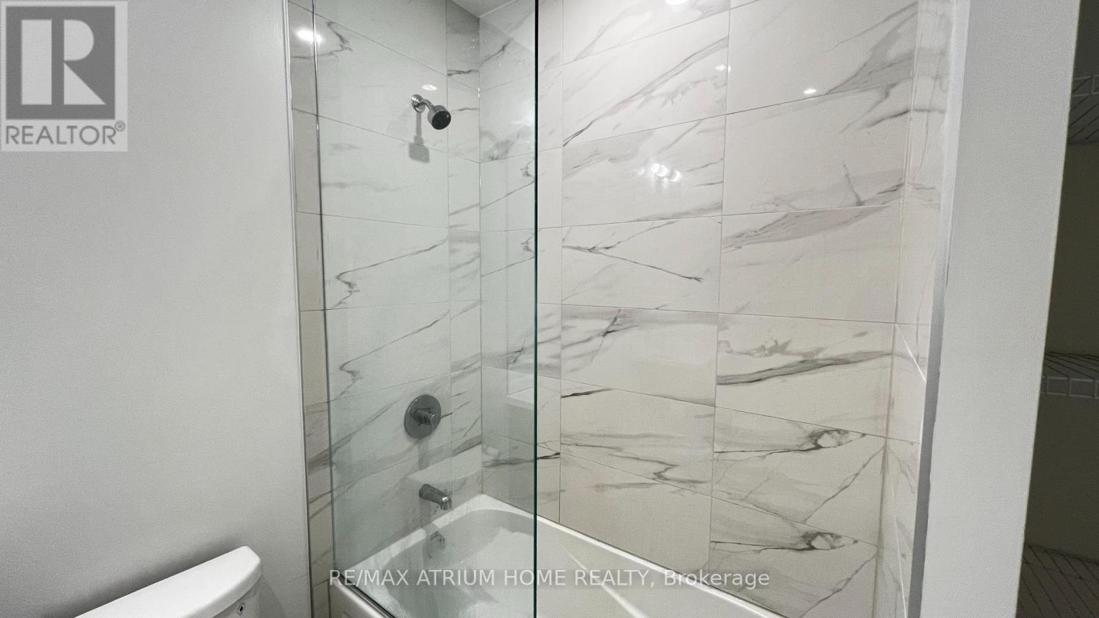 811 - 195 Commerce Street, Vaughan, Ontario  L4K 0P9 - Photo 26 - N12651640