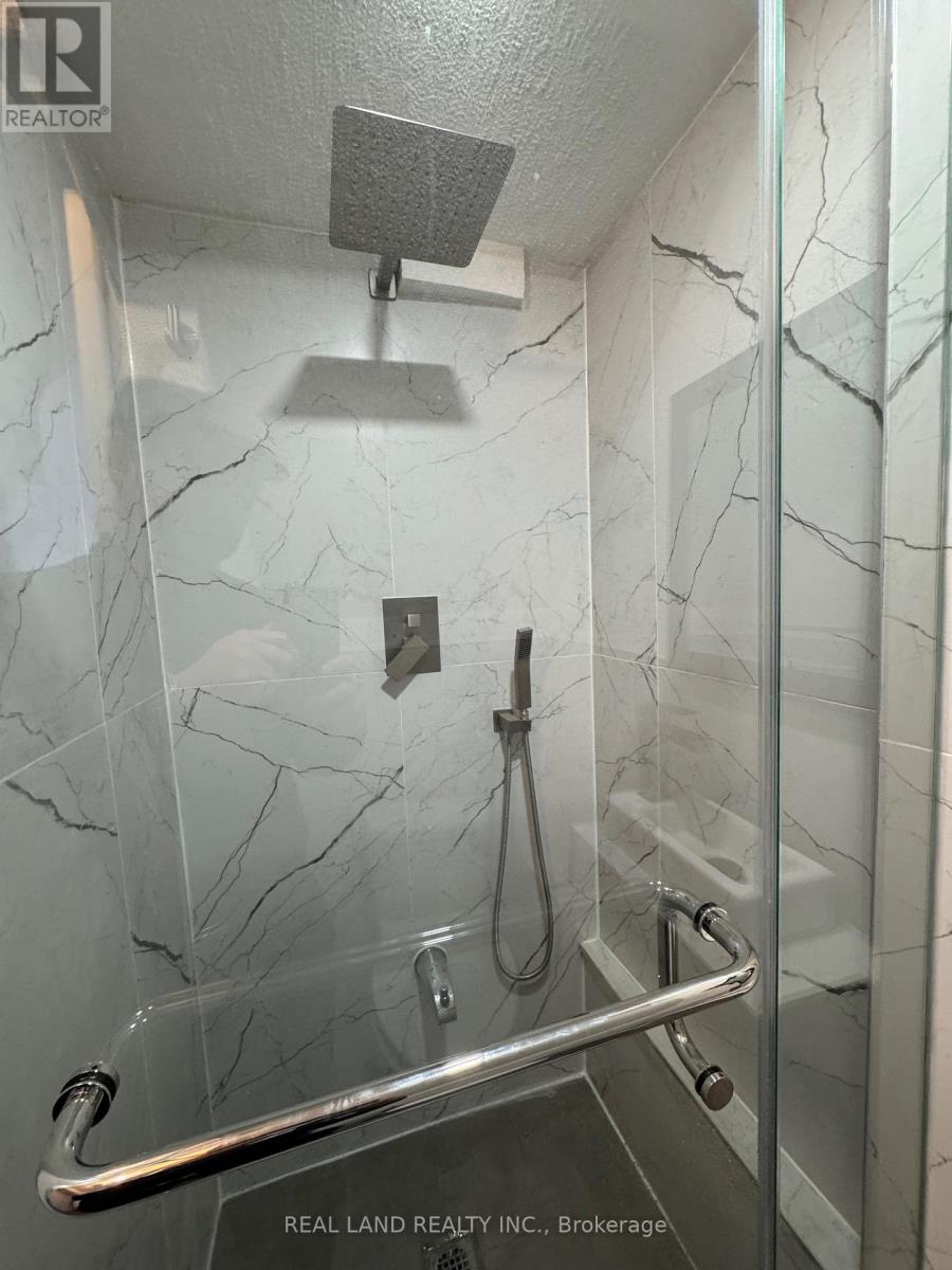 55 Snapdragon Drive, Toronto, Ontario  M2J 4X5 - Photo 22 - C12659304