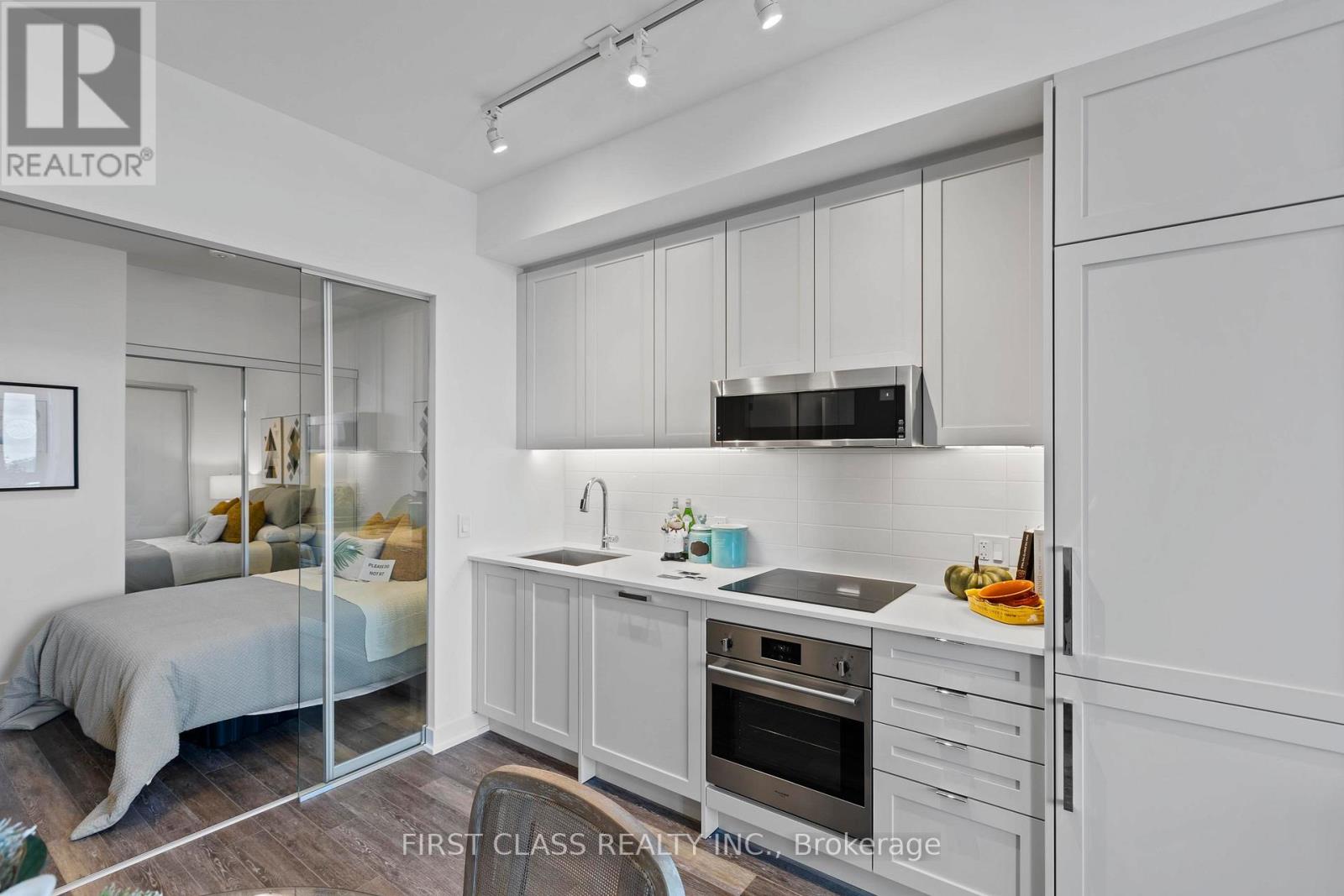 721 - 250 Lawrence Avenue W, Toronto, Ontario  M5M 1B2 - Photo 7 - C12659310