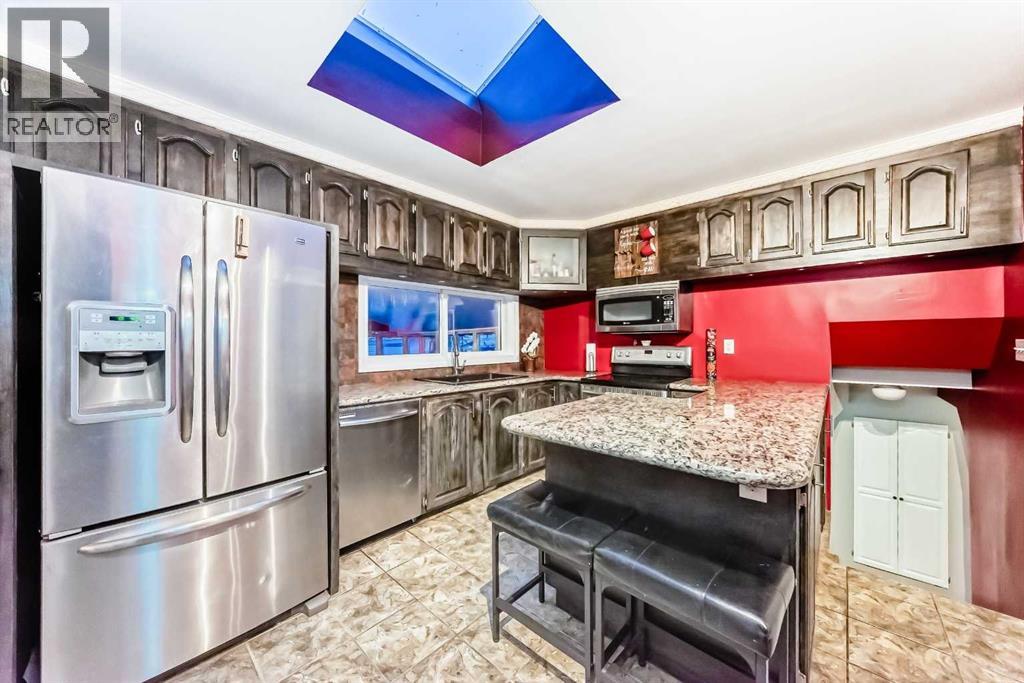 107 Fawn Crescent Se, Calgary, Alberta  T2H 0V8 - Photo 9 - A2276301