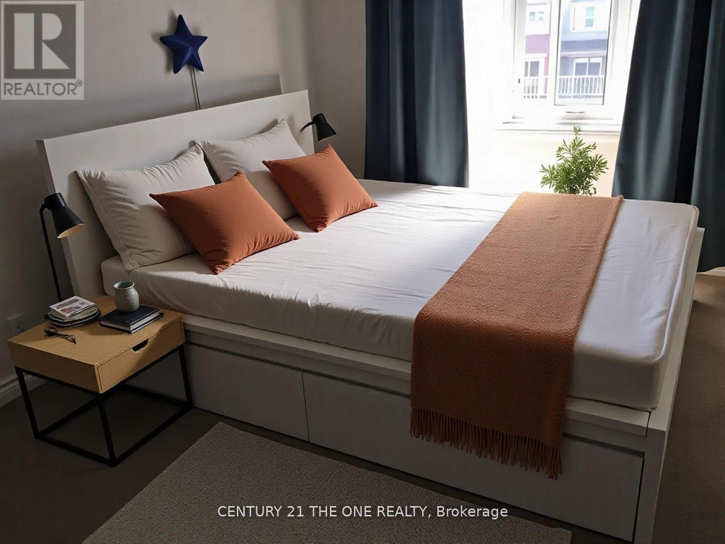 82 Tabaret Crescent, Oshawa, Ontario  L1L 0G5 - Photo 4 - E12659318