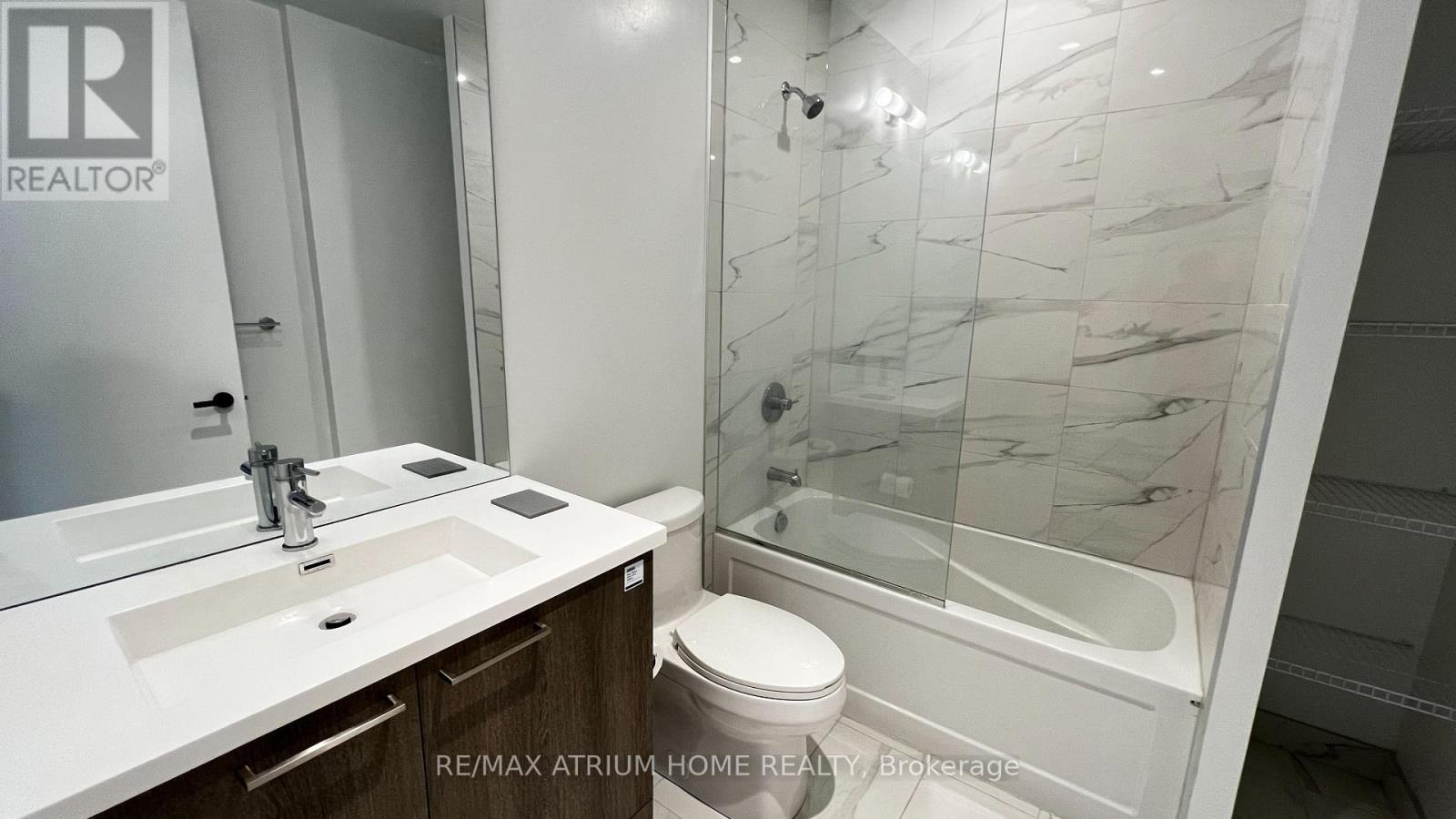 811 - 195 Commerce Street, Vaughan, Ontario  L4K 0P9 - Photo 24 - N12651640