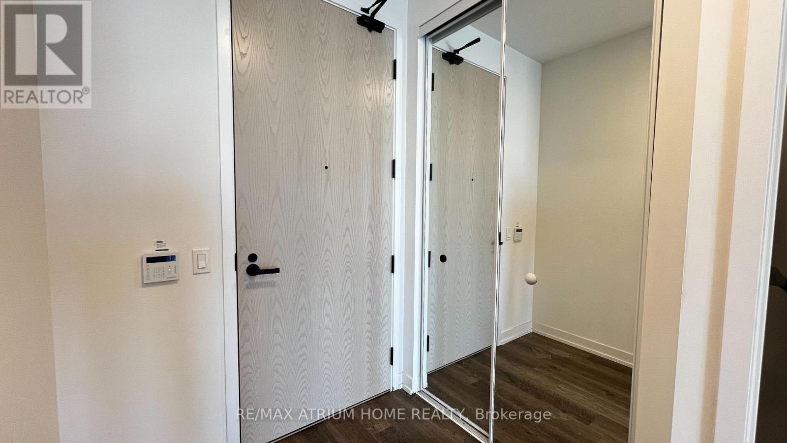 811 - 195 Commerce Street, Vaughan, Ontario  L4K 0P9 - Photo 30 - N12651640