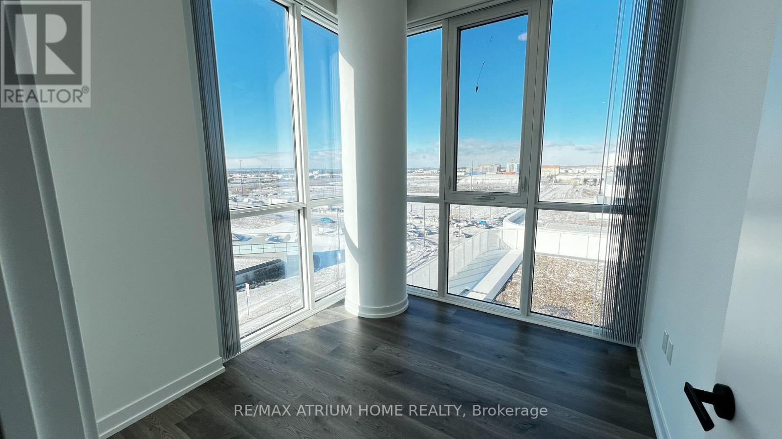 811 - 195 Commerce Street, Vaughan, Ontario  L4K 0P9 - Photo 18 - N12651640