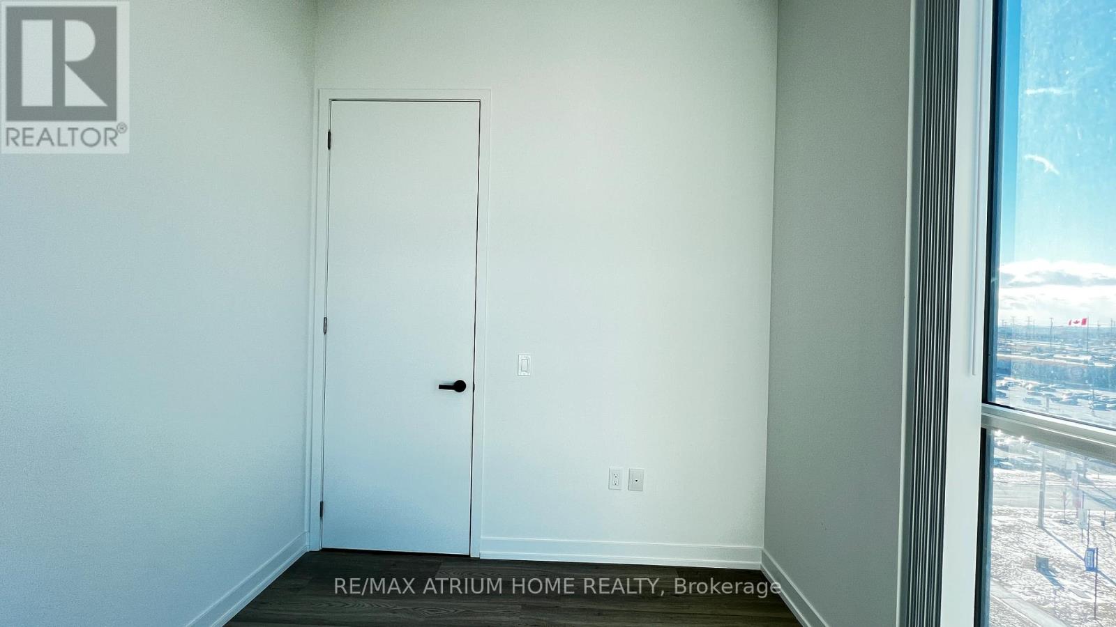 811 - 195 Commerce Street, Vaughan, Ontario  L4K 0P9 - Photo 22 - N12651640