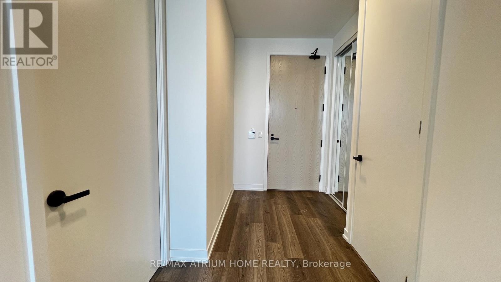 811 - 195 Commerce Street, Vaughan, Ontario  L4K 0P9 - Photo 31 - N12651640