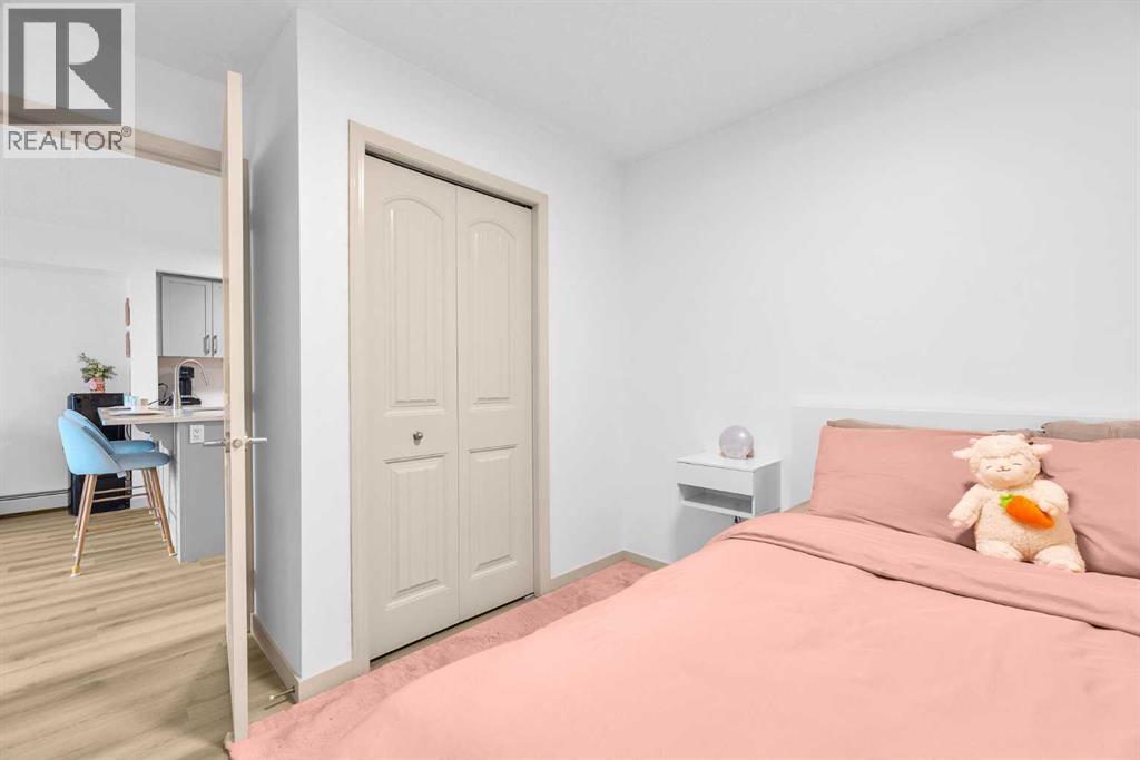 2214, 175 Panatella Hill Nw, Calgary, Alberta  T3K 0V9 - Photo 18 - A2260939