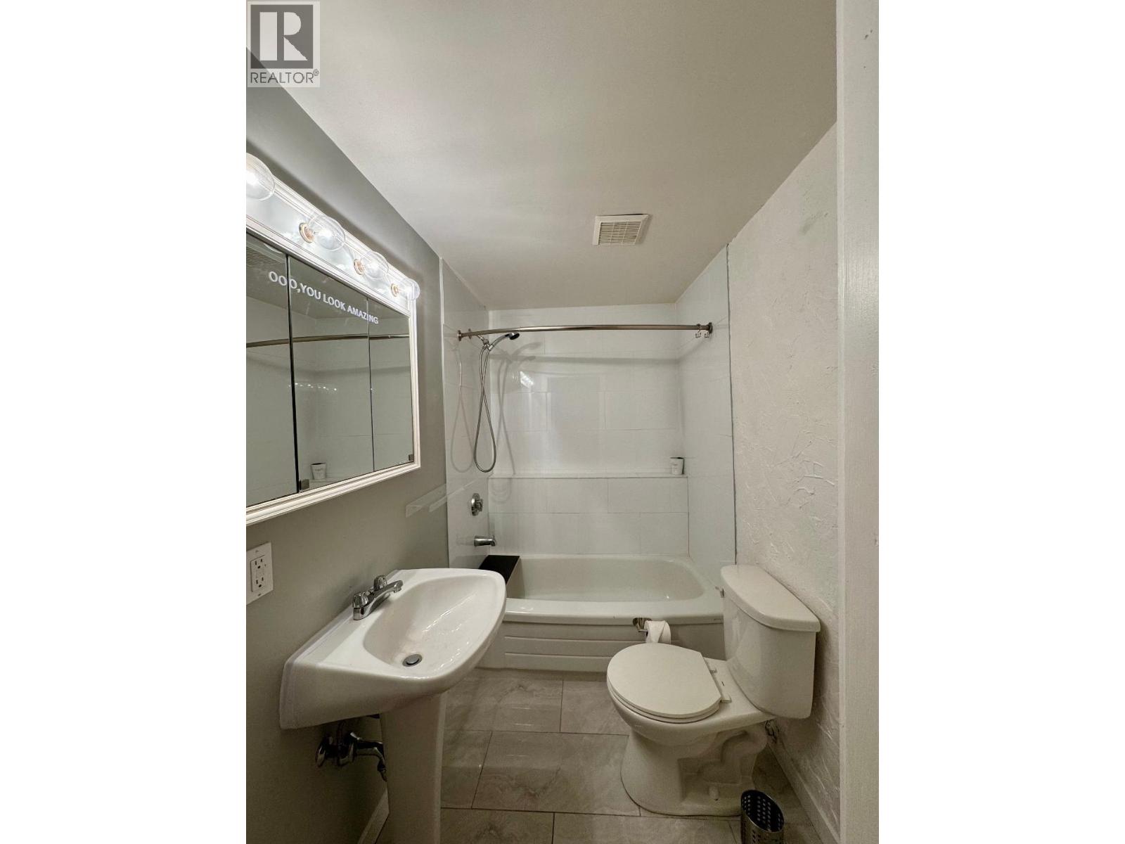 5257 Sonora Drive, North Vancouver, British Columbia  V7R 3V7 - Photo 7 - R3062816