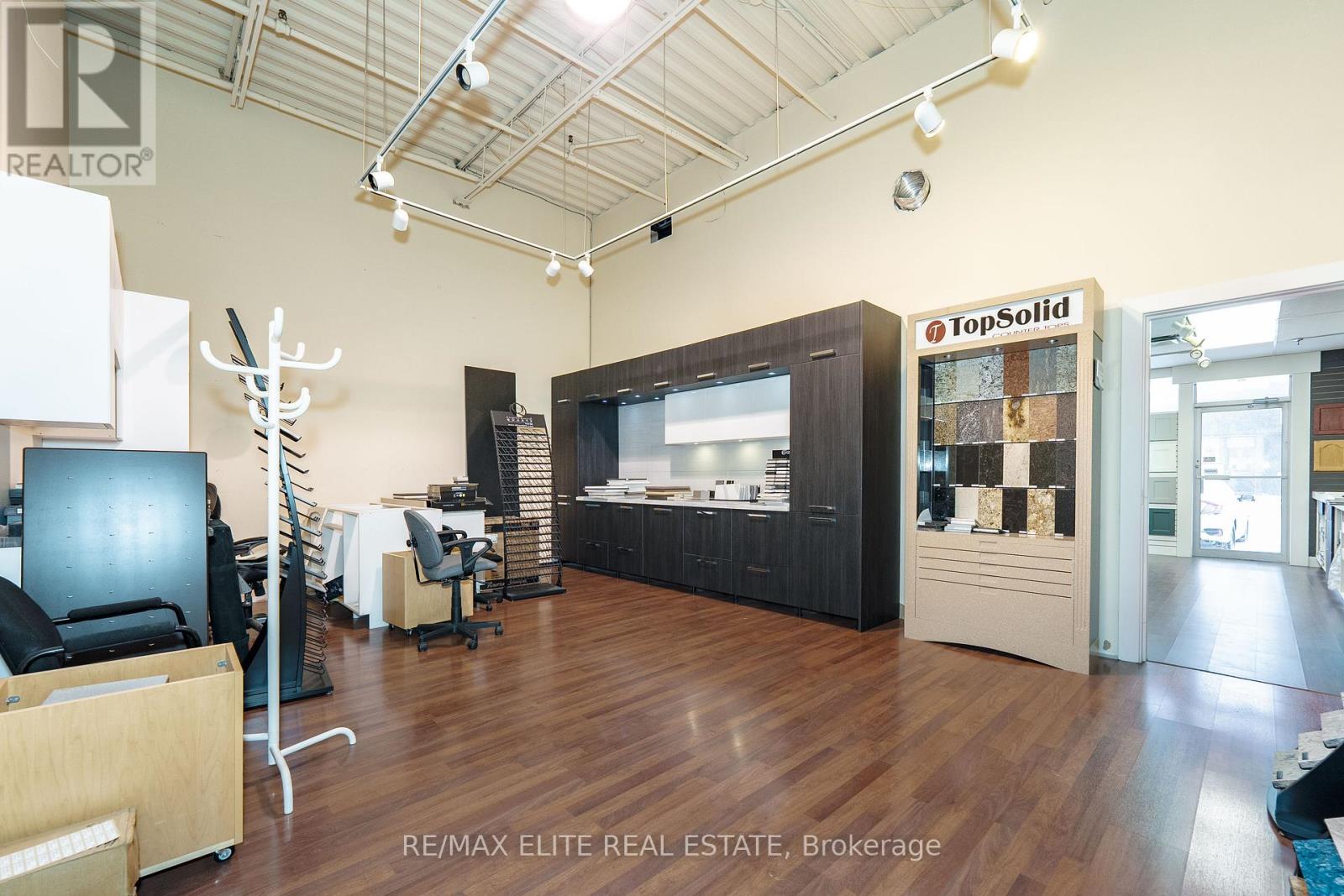 Unknown Address, ,    - Photo 32 - E12659334