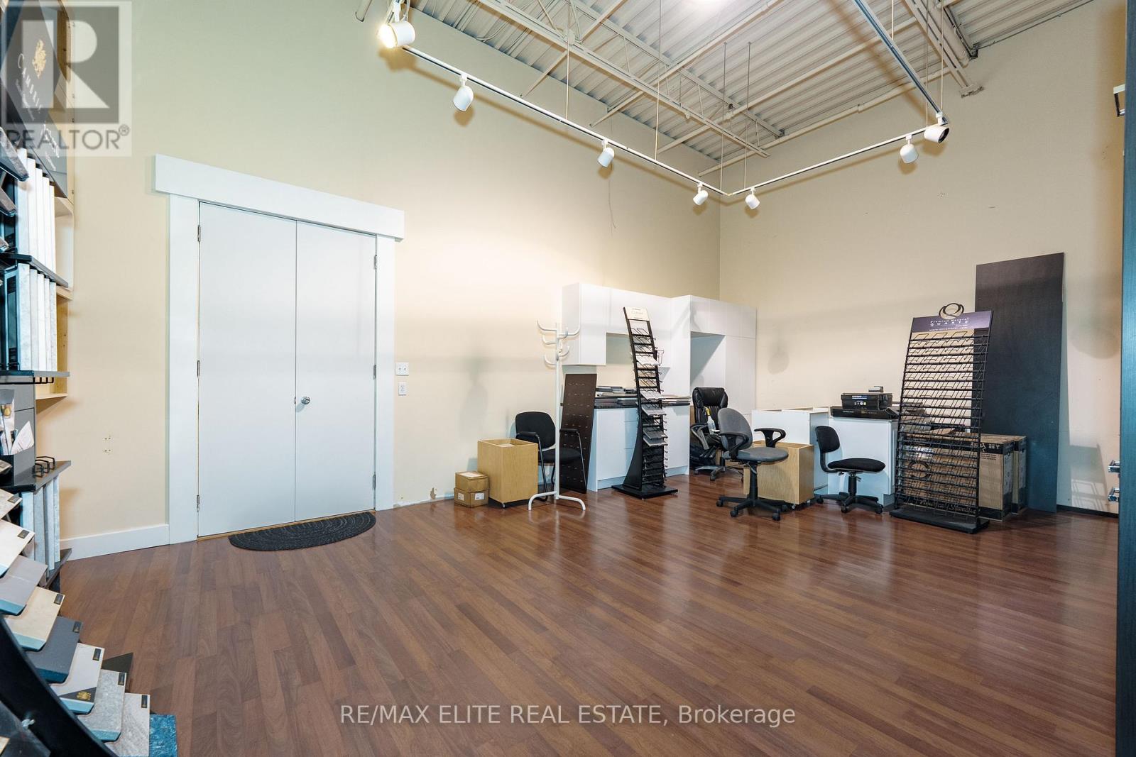 Unknown Address, ,    - Photo 33 - E12659334