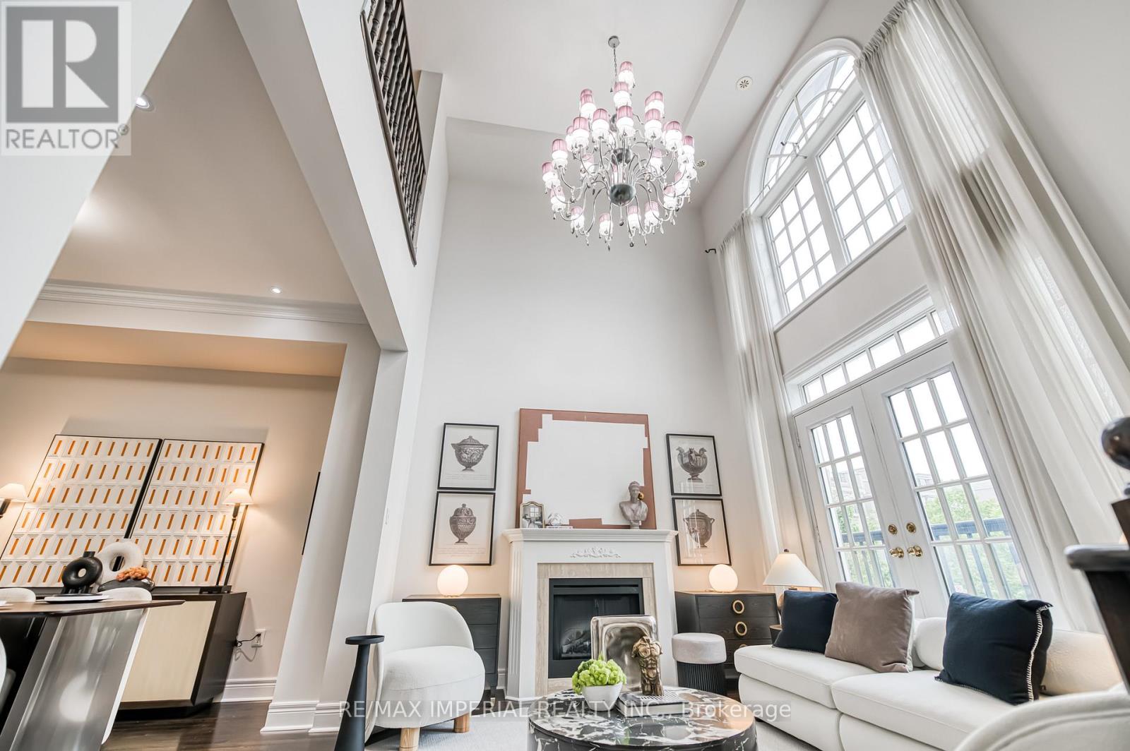 21 Mackenzie's Stand Avenue, Markham, Ontario  L6G 0C4 - Photo 2 - N12659330