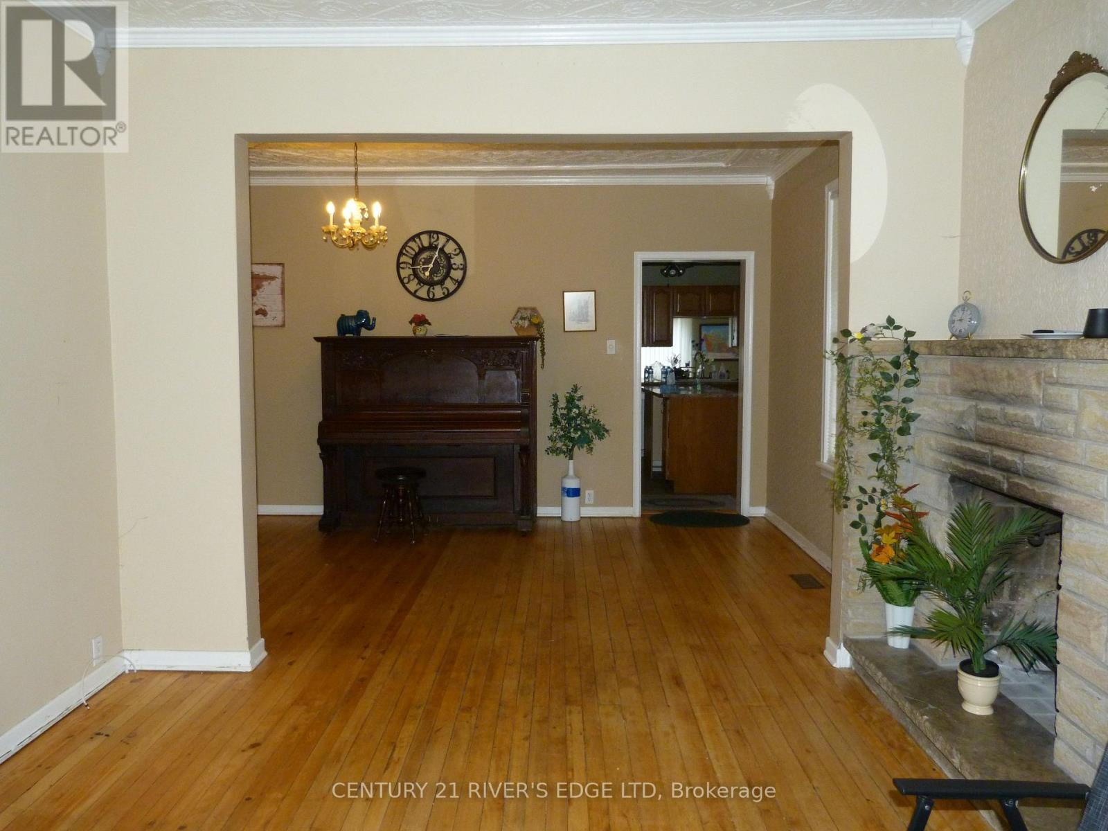 453 May Street, North Dundas, Ontario  K0C 2K0 - Photo 8 - X12611038