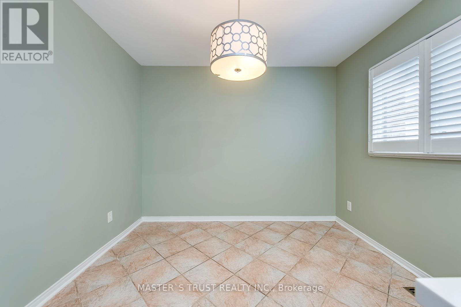 1824 Princelea Place, Mississauga, Ontario  L5M 3R8 - Photo 22 - W12659342