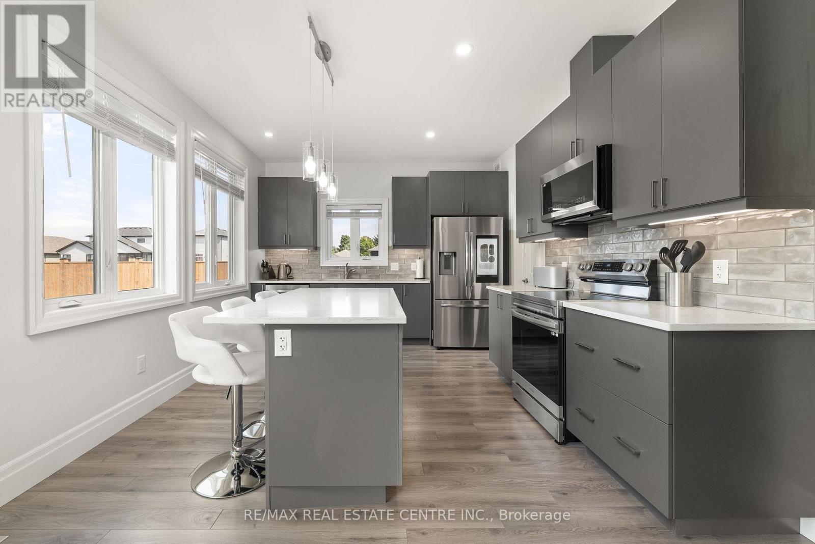 218 Beasley Crescent, Prince Edward County, Ontario  K0K 2T0 - Photo 10 - X12659340