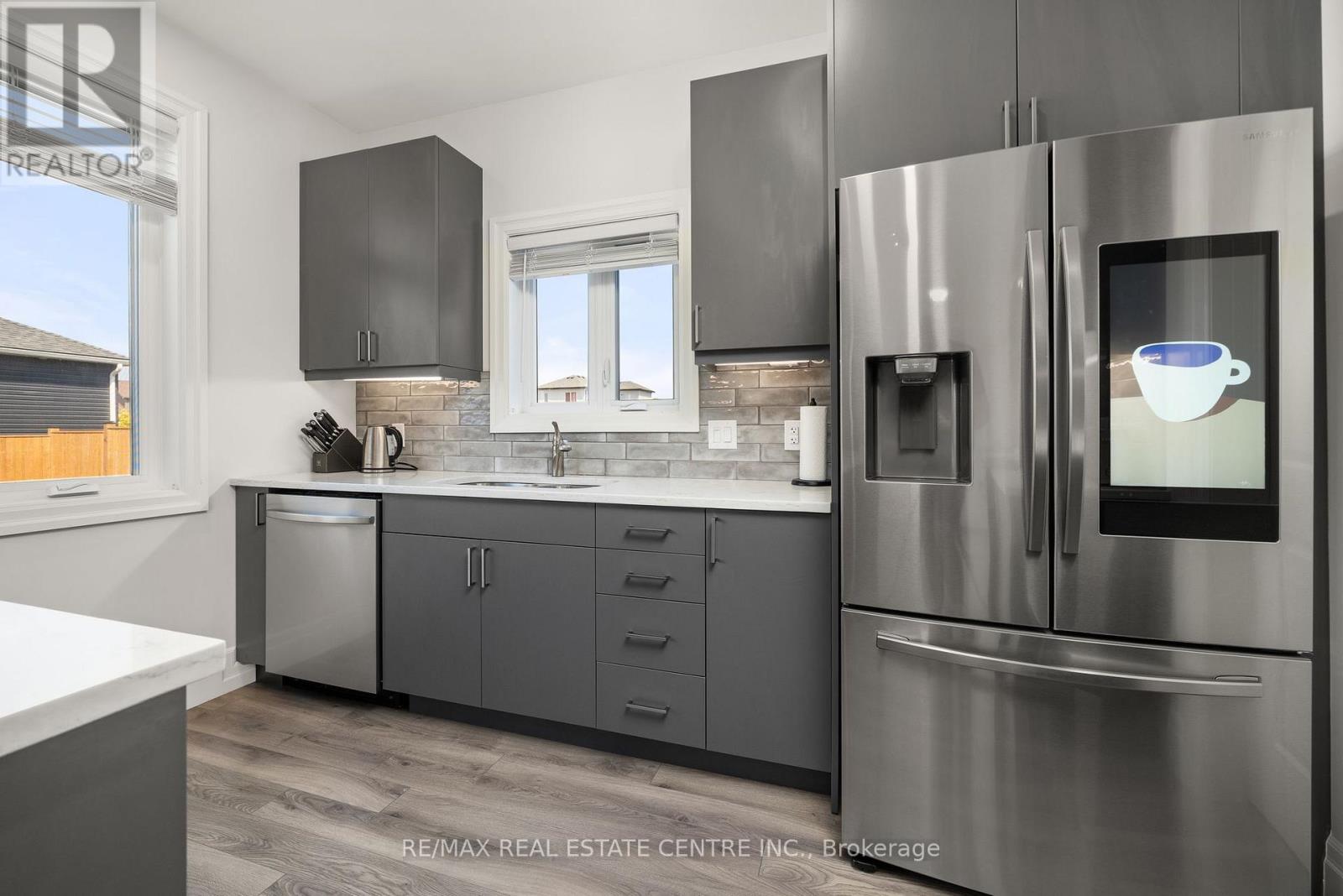 218 Beasley Crescent, Prince Edward County, Ontario  K0K 2T0 - Photo 9 - X12659340