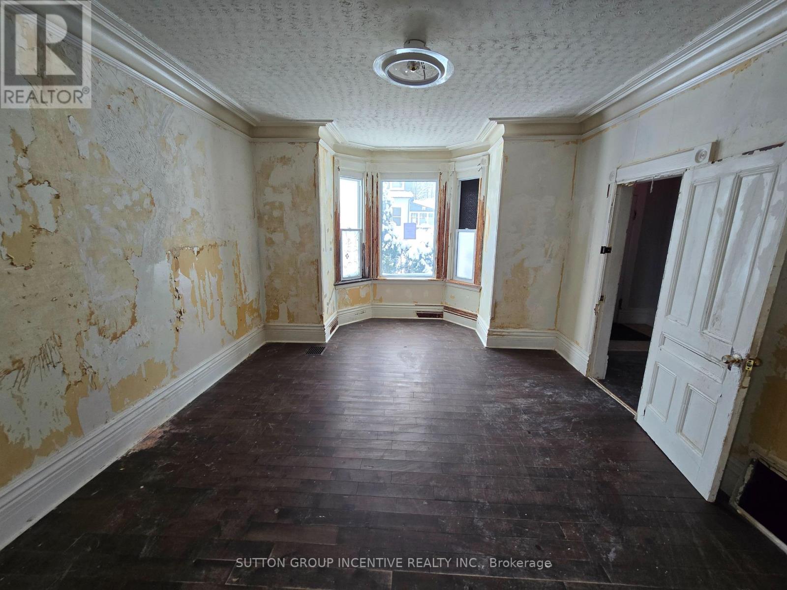 67 Mcdonald Street, Barrie, Ontario  L4M 1P4 - Photo 11 - S12657770