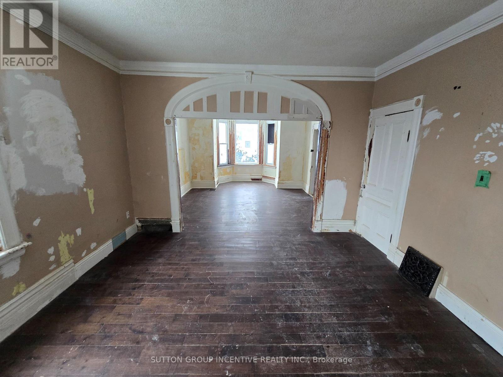 67 Mcdonald Street, Barrie, Ontario  L4M 1P4 - Photo 13 - S12657770