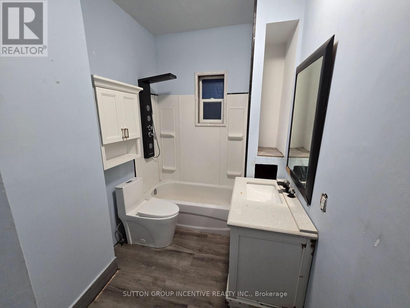 67 Mcdonald Street, Barrie, Ontario  L4M 1P4 - Photo 10 - S12657770