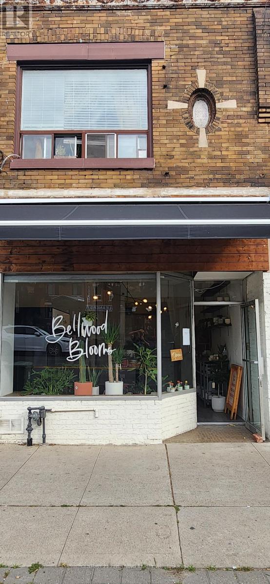 3130 Dundas Street W, Toronto, Ontario M6P 2A1 - Photo 10 - W12659350