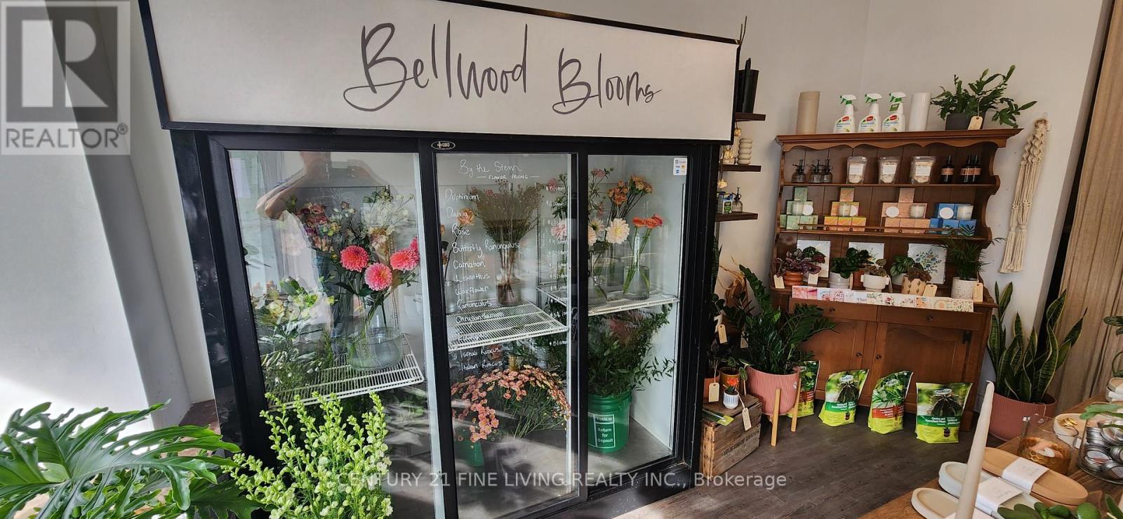 3130 Dundas Street W, Toronto, Ontario M6P 2A1 - Photo 15 - W12659350