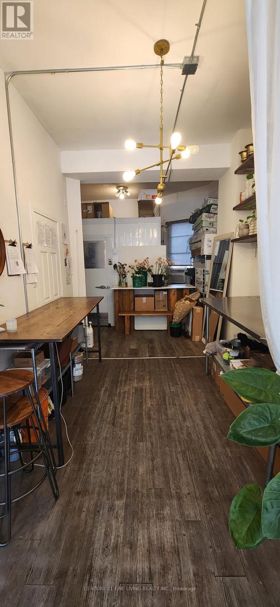 3130 Dundas Street W, Toronto, Ontario M6P 2A1 - Photo 17 - W12659350